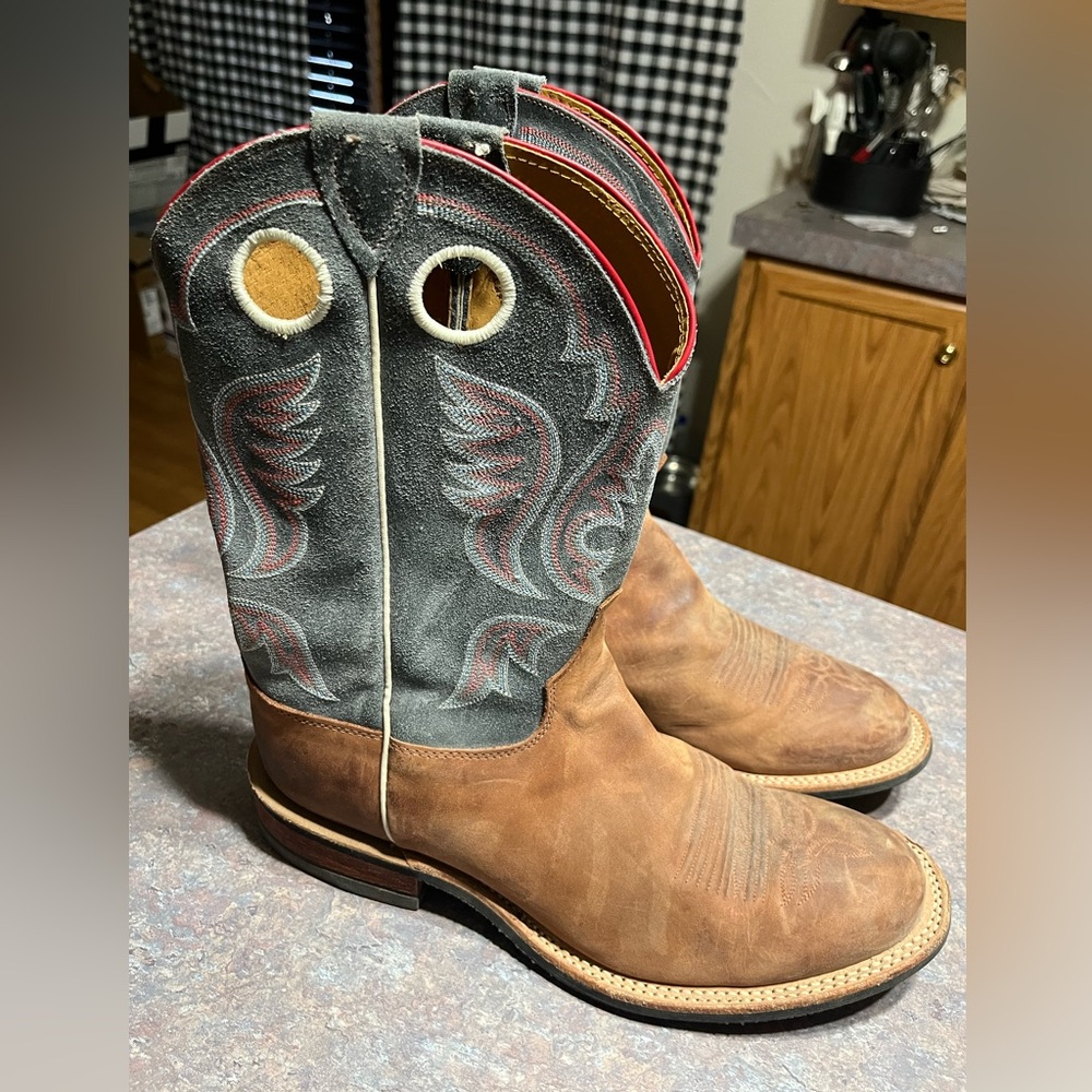 Justin Bent rail cowboy boots size 10.5  D